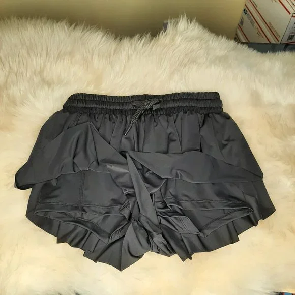 NWOT!!! Lightweight Tulip Style running Shorts Black, inner shorts!!! - Picture 3 of 7